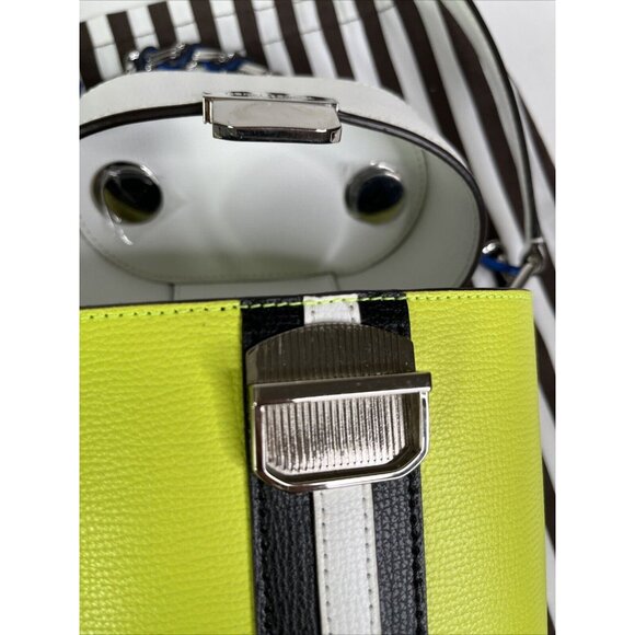 Authentic Henri Bendel West 57th Binocular Bag Cross Body Lime Green With Tags - Picture 6 of 16